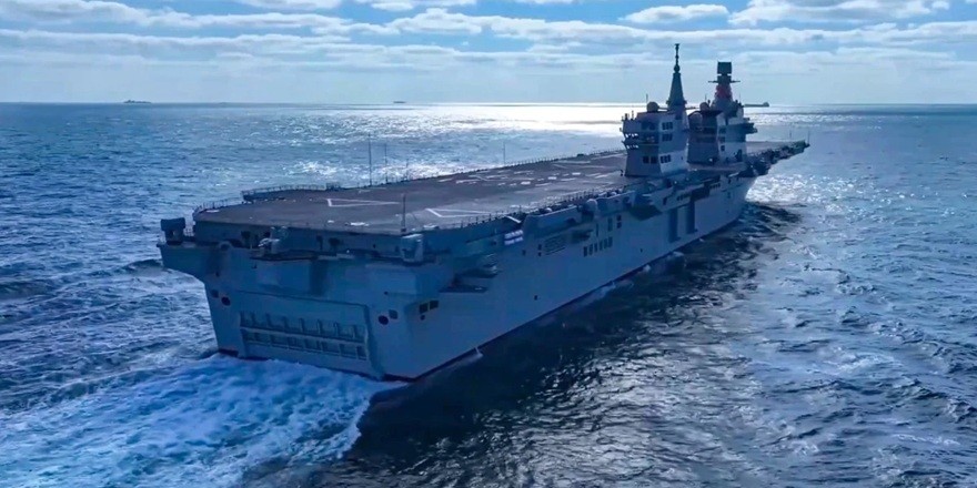 İHA taşıyabilen savaş gemisi Sıçuan deneme seyrini tamamladı