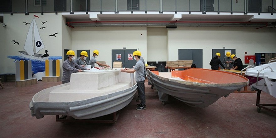 Liseliler Bosphorus Boat Show'a hazırlanıyor