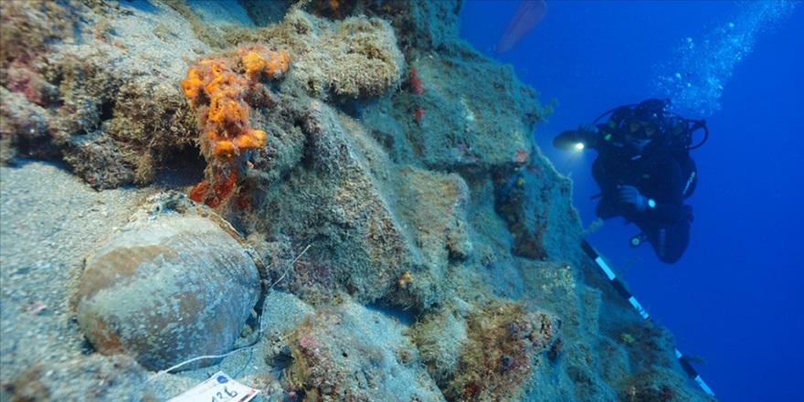 Fethiye kıyılarında antik demirleme yeriyle 3 gemi batığına ulaşıldı