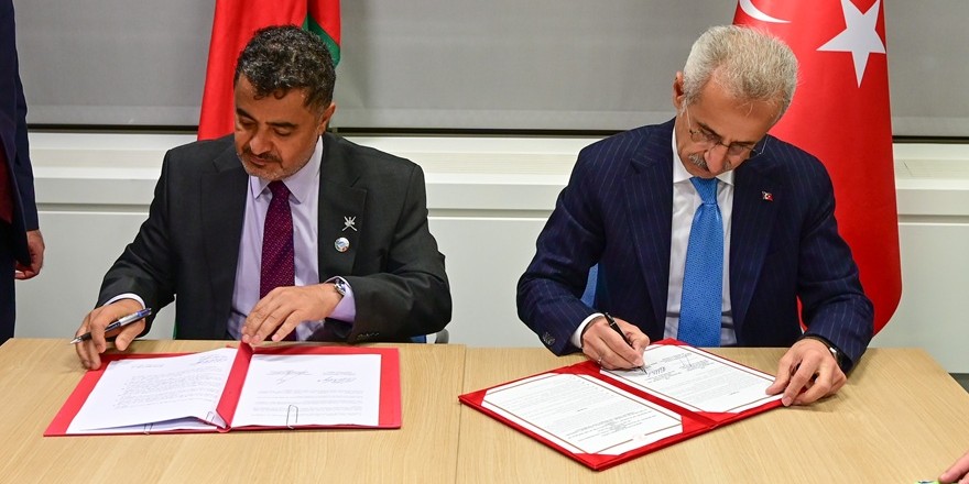 "Panama ile yapılması öngörülen denizcilik anlaşması Türkiye'nin önünü açacak"