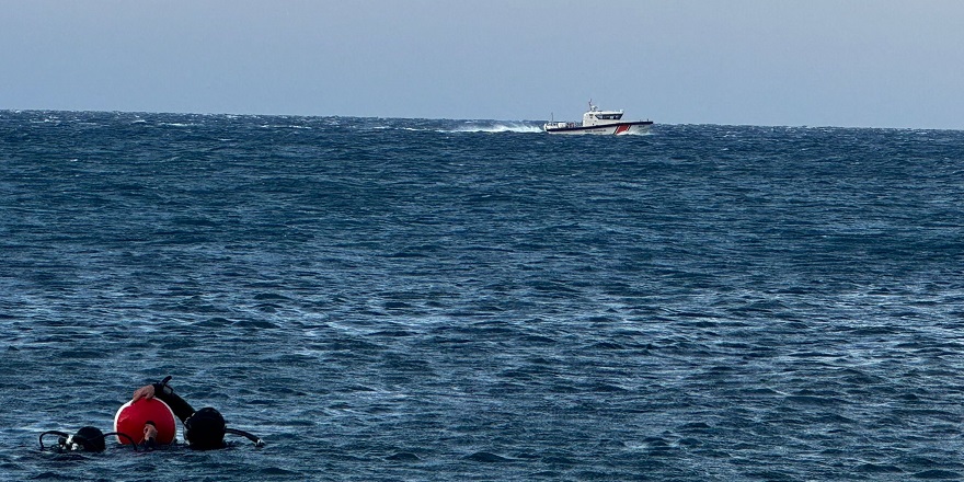 Hatay'da denizde kaybolan balıkçıyı arama çalışmaları sürüyor