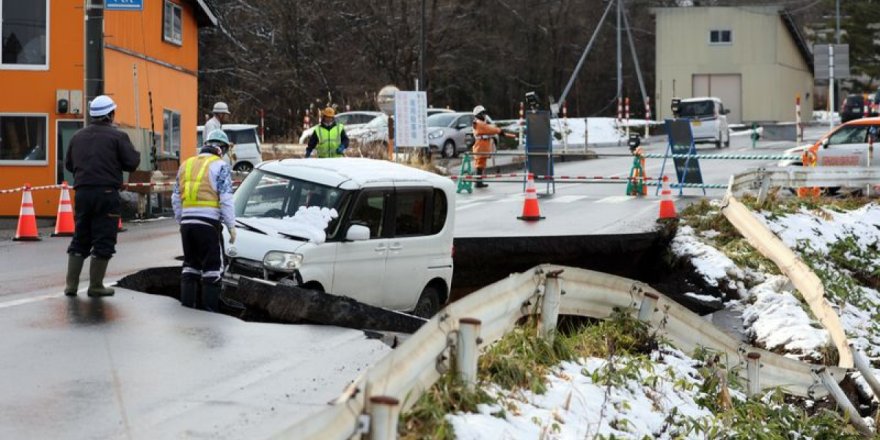 Japonya'da 7,5 büyüklüğündeki depremde 34 kişi yaralandı