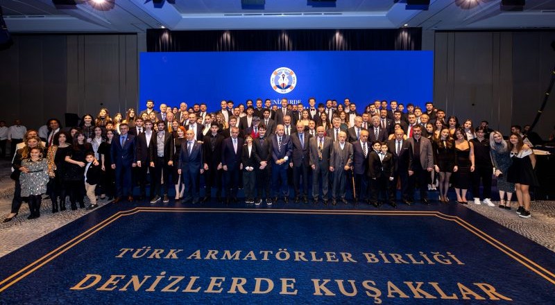 Türk Armatörler Birliği’nden “Denizlerde Kuşaklar Buluşması” Etkinliği