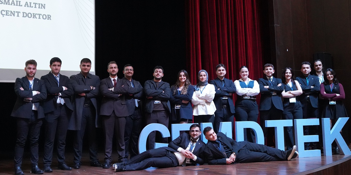 KTÜ, "Rotamız Ufkun Ötesi" zirvesini gerçekleştirdi