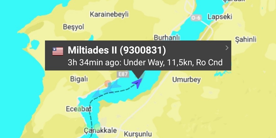 Çanakkale Boğazı'nda arızalanan gemi demirletildi