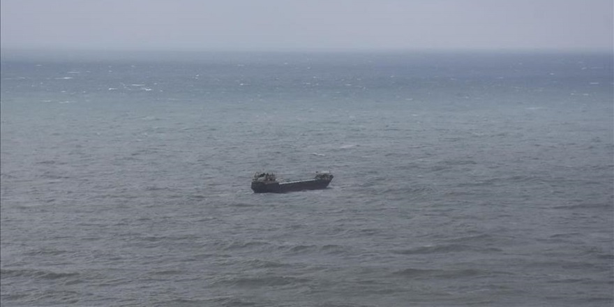 ABD, el koyduğu petrol tankerindeki 2 mürettebatı serbest bırakacak