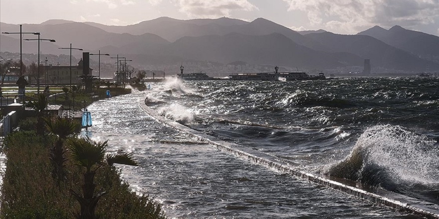 Doğu Akdeniz'de fırtına, Ege ve Batı Karadeniz'de kuvvetli rüzgar bekleniyor
