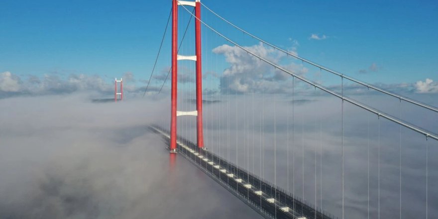Sis bulutu altındaki 1915 Çanakkale Köprüsü dronla görüntülendi