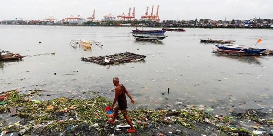 Filipinler'de tropikal fırtınanın yol açtığı heyelanda 4 kişi hayatını kaybetti