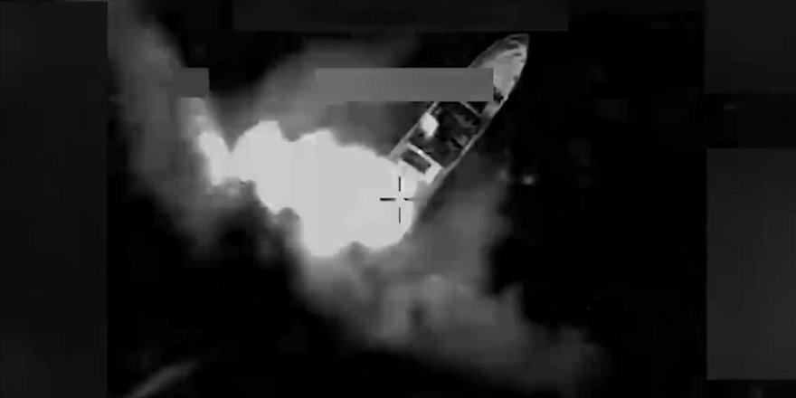 ABD, Doğu Pasifik'te uyuşturucu taşıdığı öne sürülen tekneyi vurdu