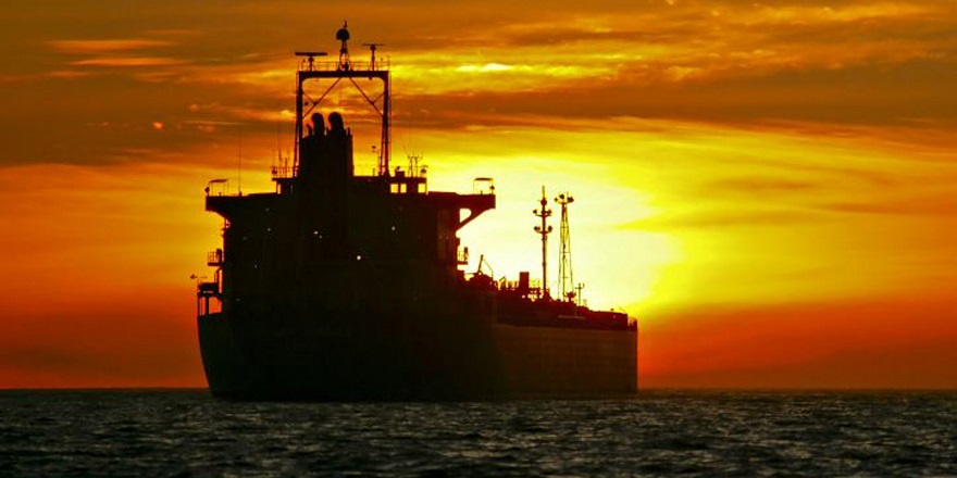 Petrol ticaretinde tankerlerin seyahat süresi en az beş kat uzadı