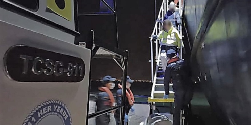 Gemide yaralanan kişiye tıbbi tahliye yapıldı