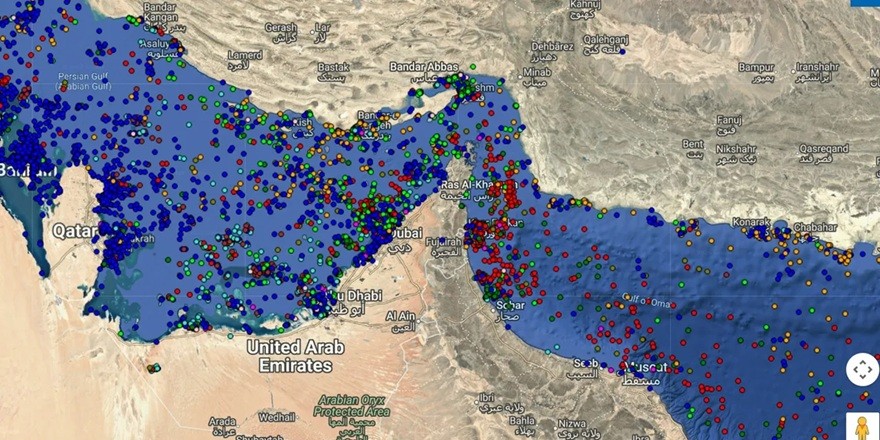 Hürmüz'de: 5 Gemi Vuruldu, Trafik Çöktü, Tanker Piyasası Alarmda