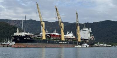 Marmaris’e 3 Kargo Gemisiyle 6 Lüks Yat Getirildi