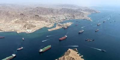 Ateşkes Sonrası Hürmüz Boğazı'ndan İlk Gemiler Geçti