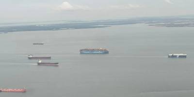 Malakka Boğazı'ndaki Gemi Trafiği 2025'te Rekor Kıracak