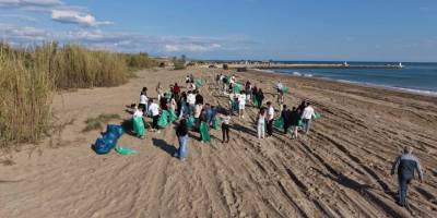 Manavgat'ta Caretta Ccarettalar İçin Kıyı Temizliği Yapıldı