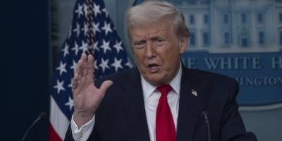 Trump: "İran Nükleer Silahsızlanma Anlaşması İmzalamayı Bilmiyor"