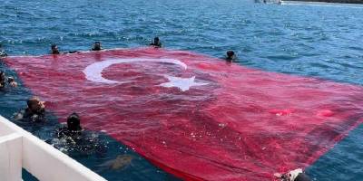 Kemer'de "Paris 2" batığına dalış etkinliği düzenlendi