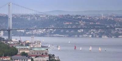 İstanbul Boğazı'nda gemi trafiği çift yönlü durduruldu