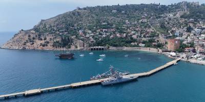 "TCG Tarsus" ve "TCG İmbat" Alanya'da Ziyarete Açıldı