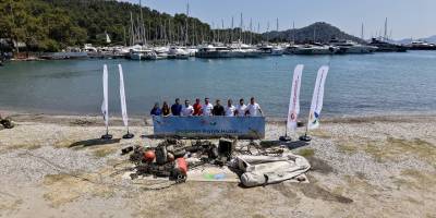 Göcek'te Deniz Dibinden Tonoz ve Zincirler Çıkarıldı