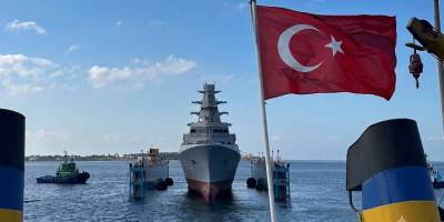 MİLGEM'in Altıncı İstif Sınıfı Fırkateyni TCG Karadeniz Denize İndirildi