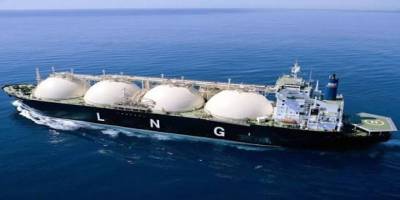 Üç Haftanın Ardından Katar'a Ait İlk LNG Gemisi Hürmüz'den Geçti