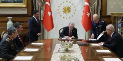 YAŞ kararları açıklandı: 25 general ve amiral, 69 albay terfi etti