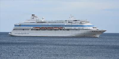 'Astoria Grande' onarım için Tuzla Tersanesi'nde