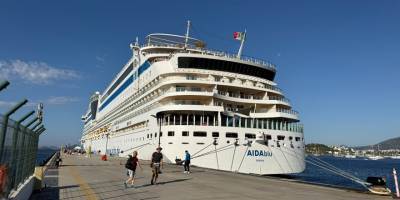 Bodrum'a "AIDAblu" Kruvaziyeriyle 2 bin 243 Turist Geldi