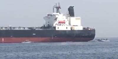 Tanker sızıntısı Umm Al Quwain sahillerini kapattı