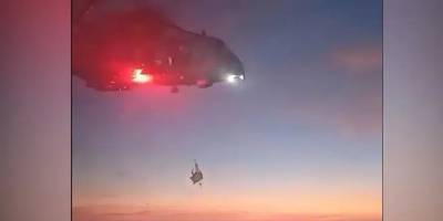 Cezayir açıklarında yaralanan Türk denizci helikopterle tahliye edildi