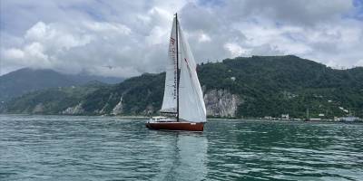 "Yelkenliyle Türkiye Turu Rekoru" için denize açıldı