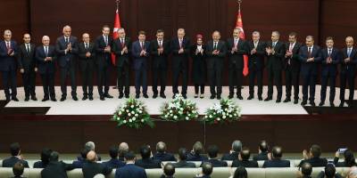 Cumhurbaşkanı Erdoğan yeni kabineyi açıkladı