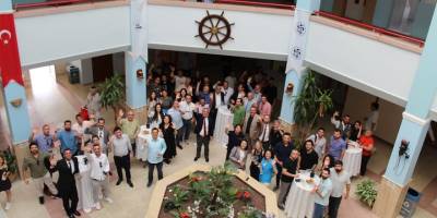 DEFMED Geleneksel Mezunlar Gününü Kutladı