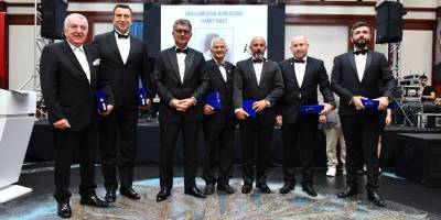 Denizciler DEFAV’ın Dayanışma Gecesi’nde buluştu