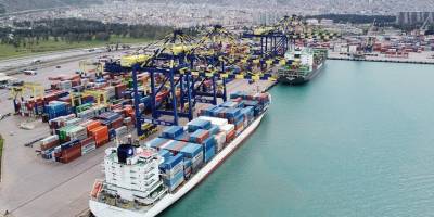 "Limanlarımız stratejik ve hayati lojistik üslerimizdir"