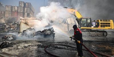 İskenderun Limanı'ndaki yangın söndürüldü, denizcilik faaliyetleri başladı