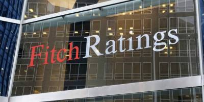 Fitch ABD'nin kredi notunu düşürdü