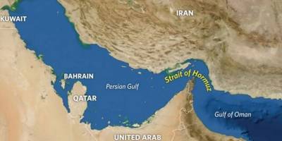 Hürmüz Boğazı'ndan geçen gemilere "İran kara sularından uzak durun" uyarısı