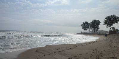 Olumsuz deniz koşulları nedeniyle bugün denize girilmesi yasaklandı
