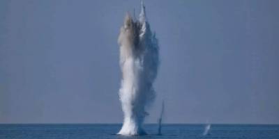 Romanya açıklarında deniz mayını patladı