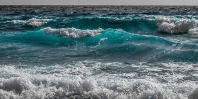 "Dalganın yüksekliği 50 santimetreyi geçiyorsa denize girmeyin" uyarısı