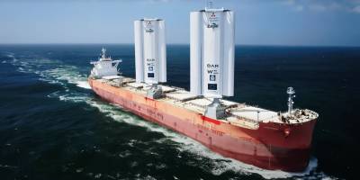 Rüzgar gücüyle çalışan kargo gemisi ilk yolculuğuna çıktı