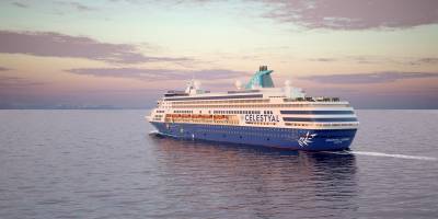 Ege'de ilk seferine çıkan 'Journey', Kuşadası Limanı'na demirledi