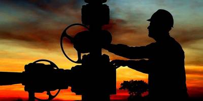 Arabistan ve Rusya'nın petrol üretim kesintisi hakkında görüşler