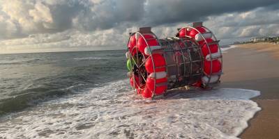 Okyanusu hamster tekerleğiyle geçmeye çalışınca gözaltına alındı