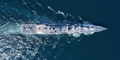 Kanada ile Çin savaş gemileri itilaflı sularda karşı karşıya geldi