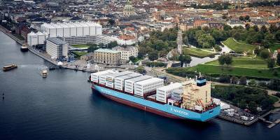 Dünyanın metanolle çalışan ilk konteyner gemisi denize indirildi